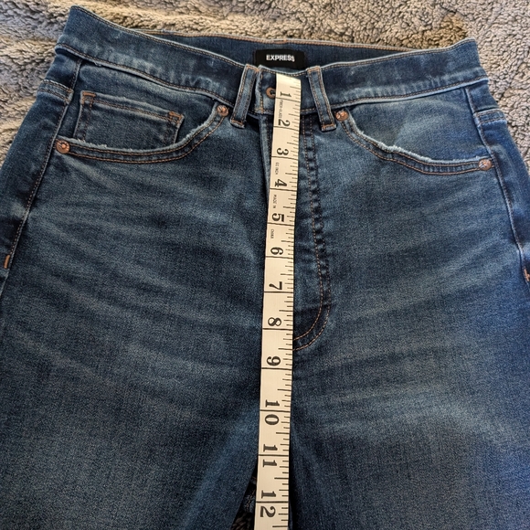 Express Jeans - Picture 8 of 11